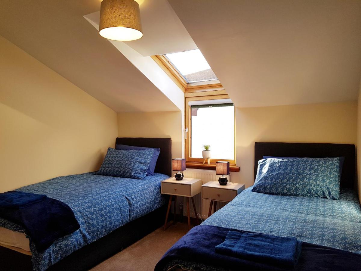 Stylish 2 Bedroom - 2 Miles Inverness City Centre Esterno foto